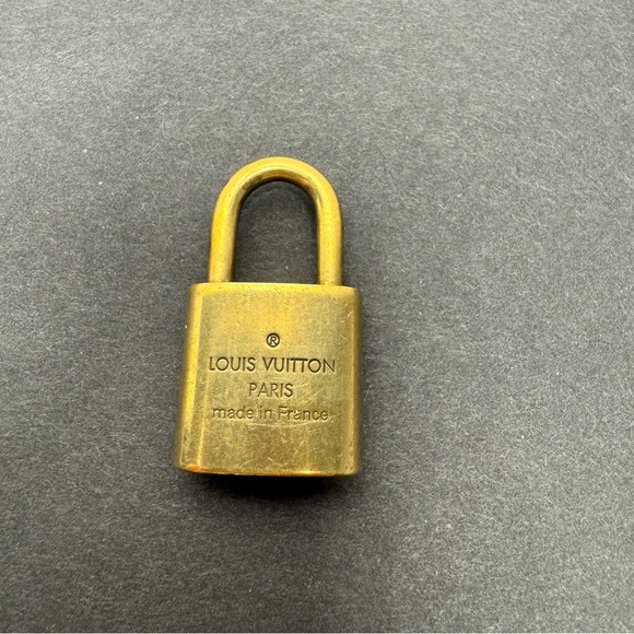 Louis Vuitton Brass 338 Lock  No Key - Picture 2 of 3